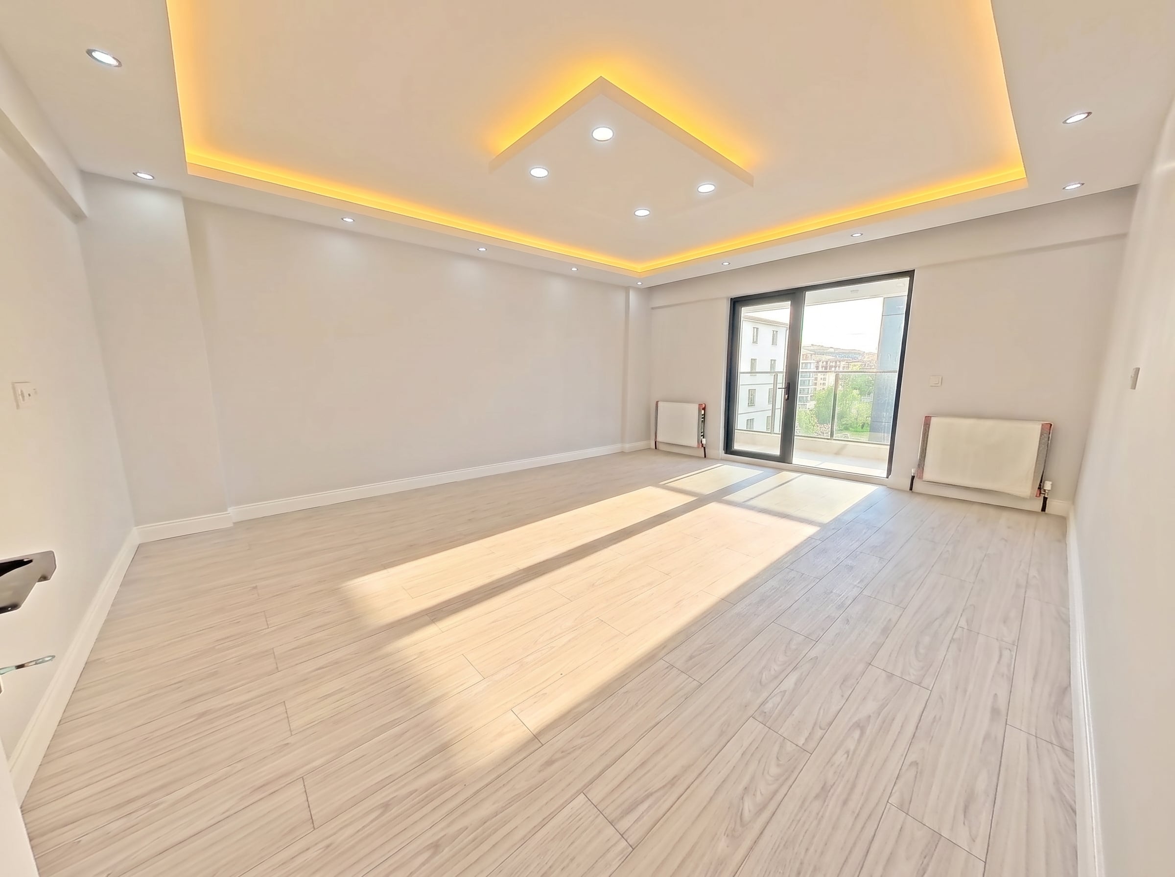 eraslan-sitesi-ici-yapili Abdülhalik Renda Mahallesinde |Polis Korumalı Sitede | Eraslan Sitesinde | Satılık 3+1 Daire!