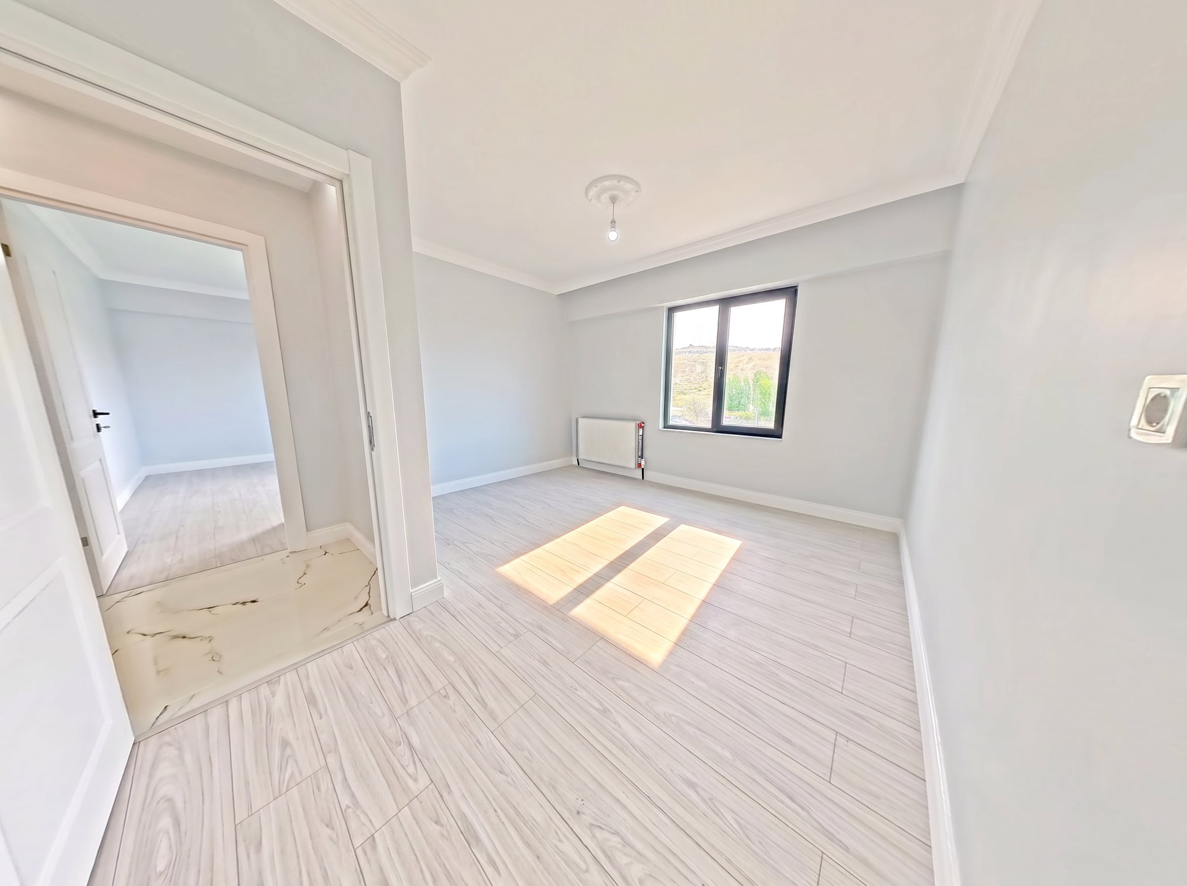 cankiri-guncel-satilik-daire Abdülhalik Renda Mahallesinde |Polis Korumalı Sitede | Eraslan Sitesinde | Satılık 3+1 Daire!