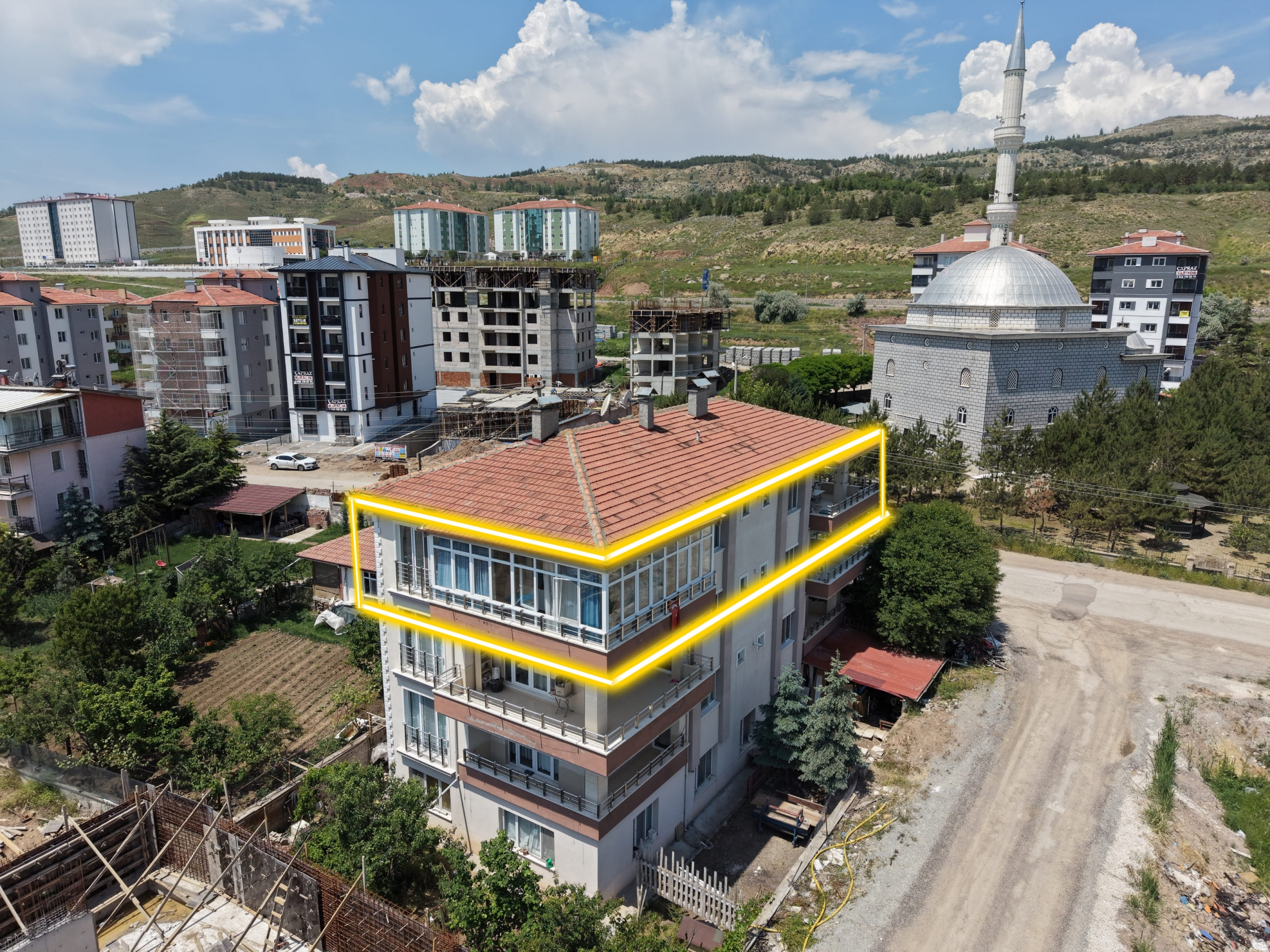 Yüksek Kira Getirili | Çok Ferah | Doğa Manzaralı | Satılık 4+1 Daire